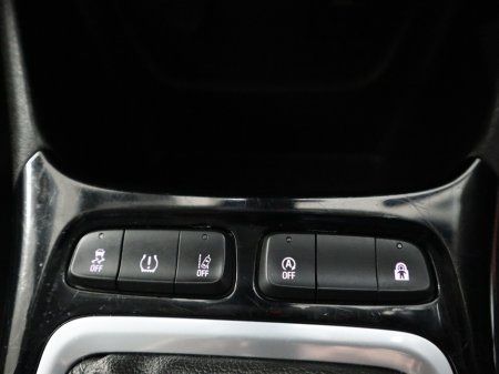 2023 Opel Crossland SC-1.2 110PS -PET- -PET-6SP 5DR X €16,900 thumbnail