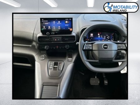 2026 Opel Combo Life Wheelchair Accessible €36,995 thumbnail