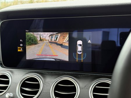 2022 Mercedes-Benz E Class - thumbnail 19