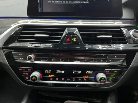 2017 BMW 5 Series ONLY €20950! 2017 BMW 530E LUXURY PERFORMANCE 2.0 AUTOMATIC / CRUISE CONTROL / 360° PARKING CAMERA / ELECTRIC MEMORY & HEATED SEATS / AMBIENT LIGHTS / HEATED REAR SEATS €20,950 thumbnail