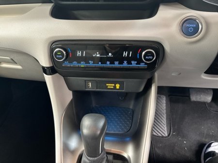 2023 Toyota Yaris - thumbnail 15