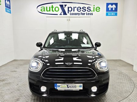 2018 MINI Cooper D CROSSOVER 2.0 Automatic, Reversing camera €22,995