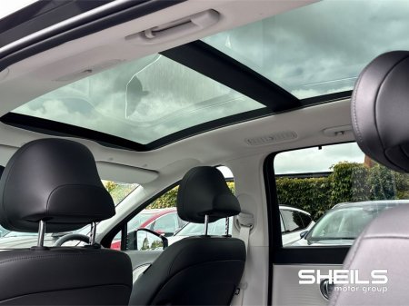 2025 Hyundai Ioniq 9 Platinum (620KM Range 110KWH) €74,945 thumbnail