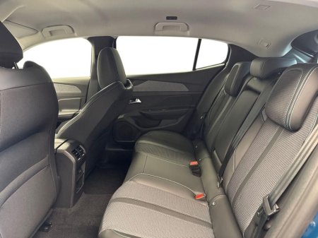 2026 Peugeot 408 - thumbnail 10