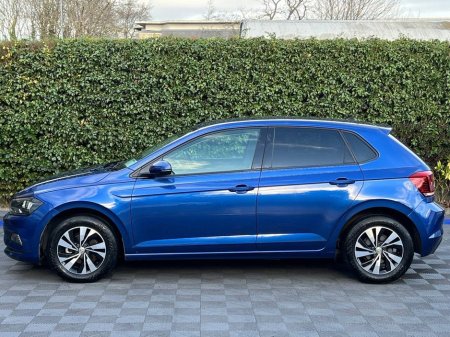 2018 Volkswagen Polo COMFORTLINE 1.0 TSI // APPLE CARPLAY/ANDROID AUTO // DUAL ZONE CLIMATE CONTROL // DIAMOND CUT ALLOYS €15,450 thumbnail