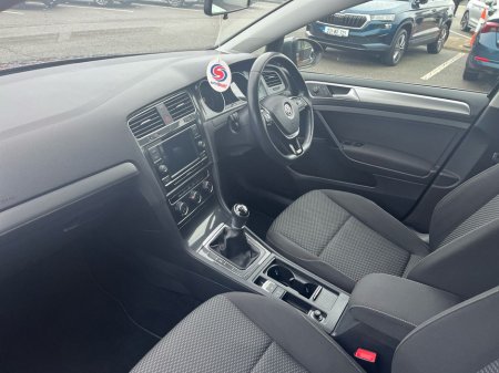 2019 Volkswagen Golf 1.0 MPI 85HP Trendline €17,995 thumbnail