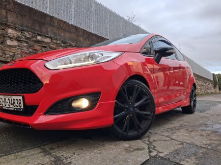 2015 Ford Fiesta 1.0 EcoBoost 65PS S/S Zetec €6,499 thumbnail