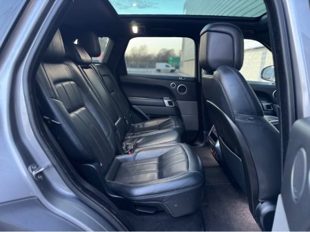 2019 Land Rover Range Rover Sport 2.0 P400E HSE €38,995 thumbnail