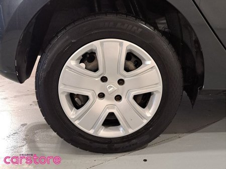 2019 Dacia Sandero 1.0 75 SIGNATURE thumbnail