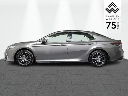 2023 Toyota Camry - thumbnail 5