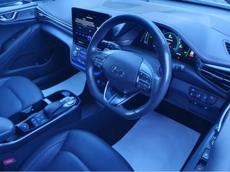 2021 Hyundai Ioniq PREMIUM AUTOMATIC FULLY ELECTRIC NCT 02/28 FINANCE AVAILABLE @ €58 PER WEEK FULL LEATHER/ HEATED SEATS/ SAT NAV/ TOUCH SCREEN MEDIA/ BLUETOOTH/ USB/ REVERSE CAMERA/ HISTORY CHECKED €12,950 thumbnail