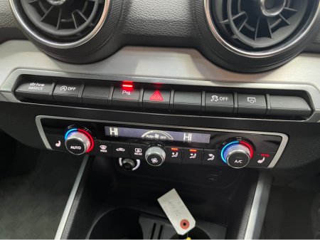 2019 Audi Q2 - thumbnail 21