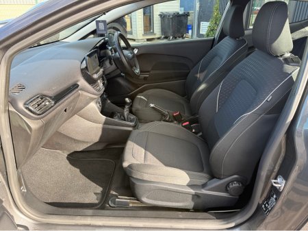 2018 Ford Fiesta - thumbnail 17