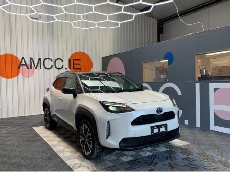 2021 Toyota Yaris Cross 1.5 HYBRID / 71k KMs / Heated Seats, 360 Camera & More €24,950