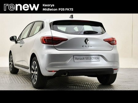 2023 Renault Clio TCe 90 DFull Evolution €18,490
