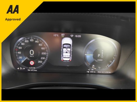 2020 Volvo XC40 - thumbnail 30