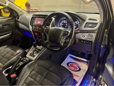 2020 Mitsubishi L200 BARBARIAN X 150PS  2.3 DI-D CR 4 WORK €27,950 thumbnail