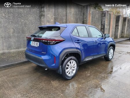 2023 Toyota Yaris Cross CR LUNA 4DR AUTO €26,950