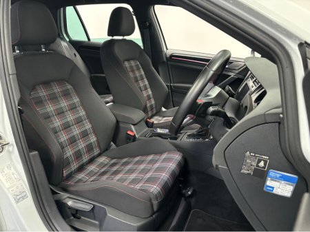 2016 Volkswagen Golf VOLKSWAGEN GOLF GTI DSG 220BHP*DCC & ACC*KEYLESS ENTRY & START*FINANCE AVAILABLE TRADE INS WELCOME* €21,950 thumbnail