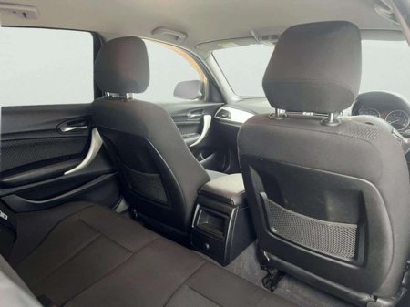 2016 BMW 1 Series - thumbnail 17