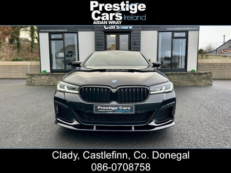 2022 BMW 5 Series - thumbnail 2