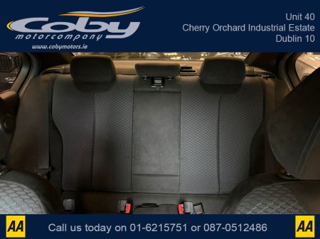 2017 BMW 3 Series - thumbnail 24