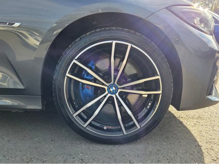 2021 BMW 3 Series - thumbnail 7