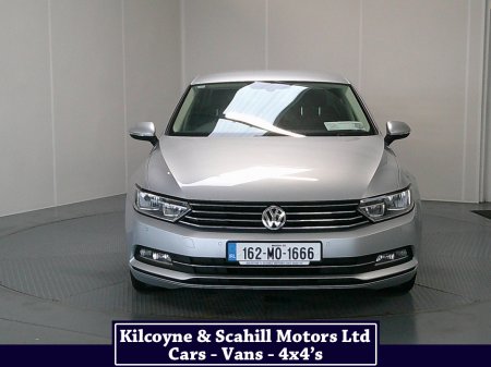 2016 Volkswagen Passat 1.6 TDI SE BUSINESS BLUEMOTION 120PS 4DR AUTO thumbnail