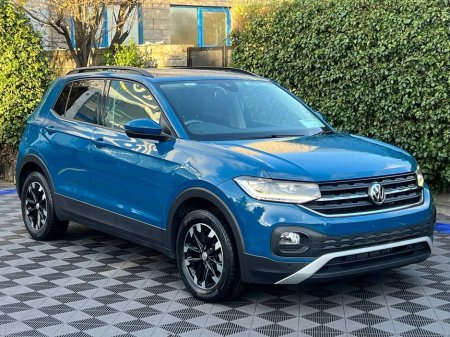 2020 Volkswagen T-Cross 1.0 TSI 1ST EDITION PLUS// HIGH SPEC DIAMOND CUT ALLOYS // REVERSE CAMERA // APPLE CARPLAY/ANDROID AUTO €21,750 thumbnail