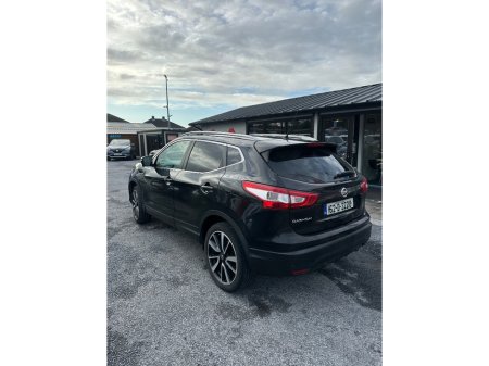 2016 Nissan Qashqai - view 3