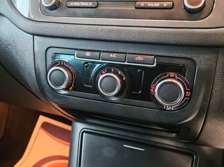 2013 Volkswagen Tiguan - thumbnail 11