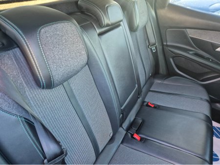 2022 Peugeot 3008 ALLURE PREMIUM B-HDI €29,950 thumbnail