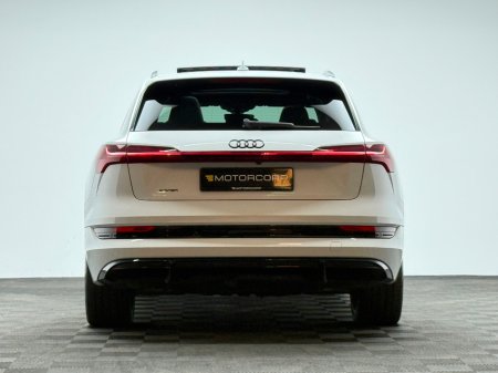 2023 Audi e-tron - thumbnail 6