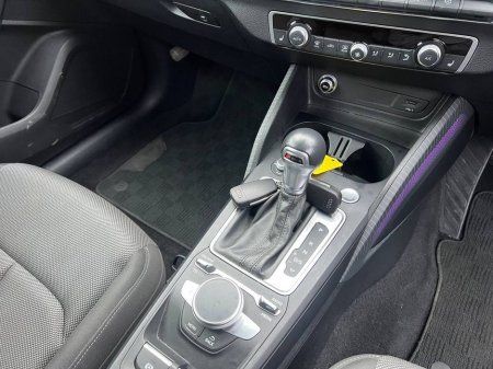 2018 Audi Q2 SPORT 1.0 TFSI AUTO // AMBIENT LIGHTING // APPLE CARPLAY/ANDROID AUTO // HEATED SEATS €20,950 thumbnail