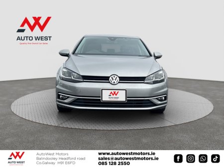2018 Volkswagen Golf 2018 Volkswagen Golf 1.2 TSI Automatic €17,950 thumbnail