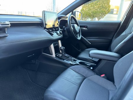 2022 Toyota Corolla Cross 1.8L Perol Hybrid Automatic *360 Degree Reversing Camera* *7.9% Finance Available* €32,950