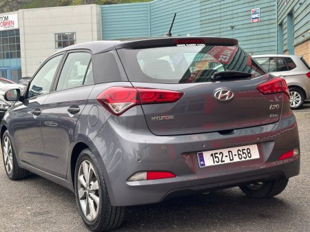 2015 Hyundai i20 - thumbnail 14