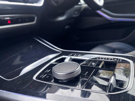 2023 BMW X5 - thumbnail 17