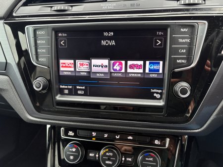 2016 Volkswagen Touran 2.0 TDI 150HP DSG Comfortline thumbnail