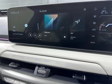 2025 Kia EV4 - thumbnail 14