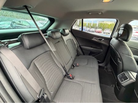 2023 Kia Sportage K3 - 1.6 DIESEL HYBRID - MANUAL - 12M WARRANTY - CAR:  1737 €29,950 thumbnail