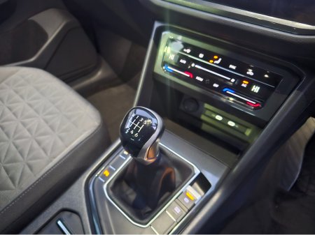 2023 Volkswagen Tiguan - thumbnail 13