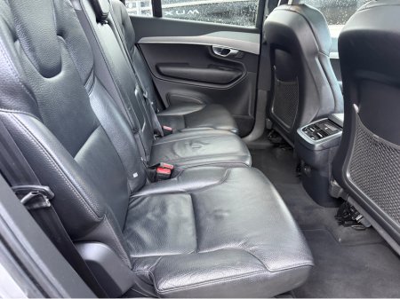 2021 Volvo XC90 2.0D B5 AWD MOMENTUM 5DR AUTO 7 SEAT €48,950 thumbnail