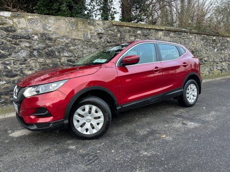 2018 Nissan Qashqai 1.5 XE 18 4DR €12,999 thumbnail
