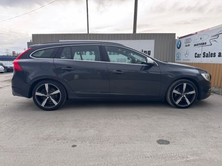 2016 Volvo V60 - thumbnail 4