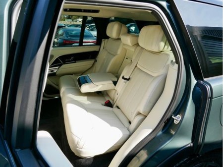 2025 Land Rover Range Rover - thumbnail 17