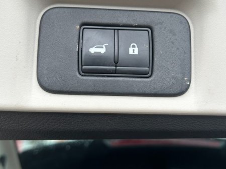 2023 Nissan Ariya - thumbnail 8