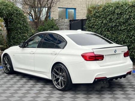2018 BMW 3 Series 320d M-SPORT COMPETITION // FULL SERVICE HISTORY // LEATHER POWERED HEATED SEATS // DUAL ZONE CLIMATE CONTROL €25,950 thumbnail