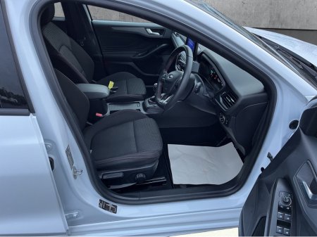 2022 Ford Focus ST-LINE STYLE *Manufacturers Warranty until 30/09/2029 or 100,000 KMS * €23,950 thumbnail