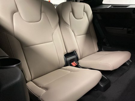 2026 Volvo XC90 - thumbnail 15